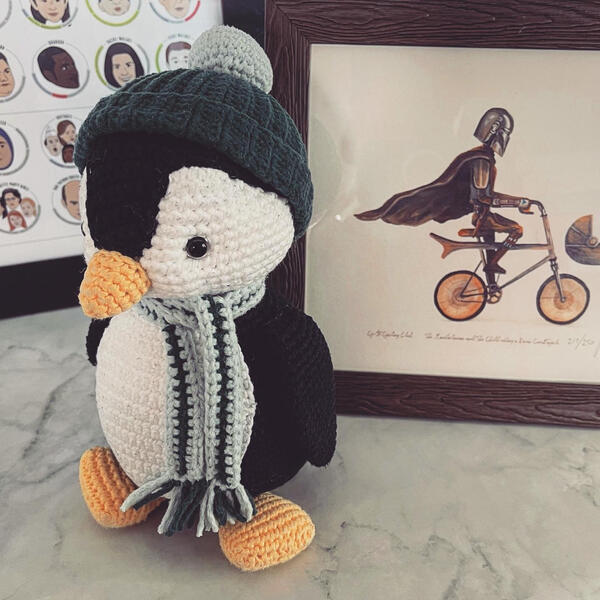 Yarn penguin